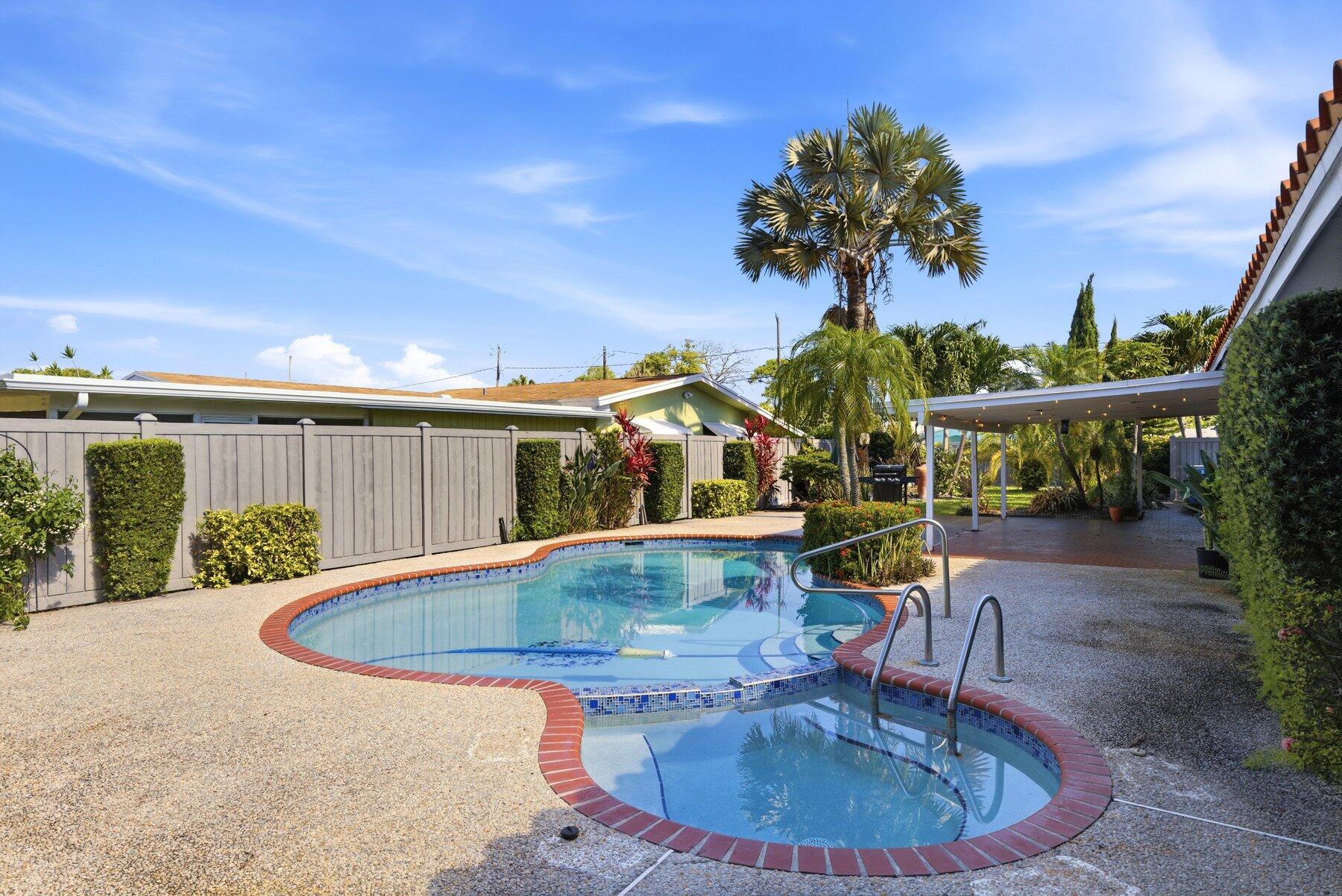 OAKLAND PARK SECOND ADD - Residential