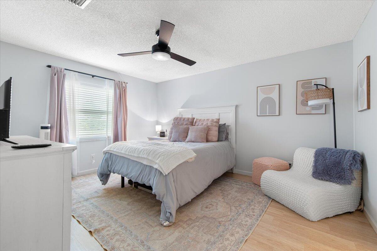 INDIAN PINES VILLAGE - Residential Lease