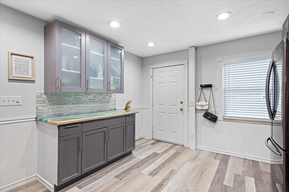 INDIAN PINES VILLAGE - Residential Lease