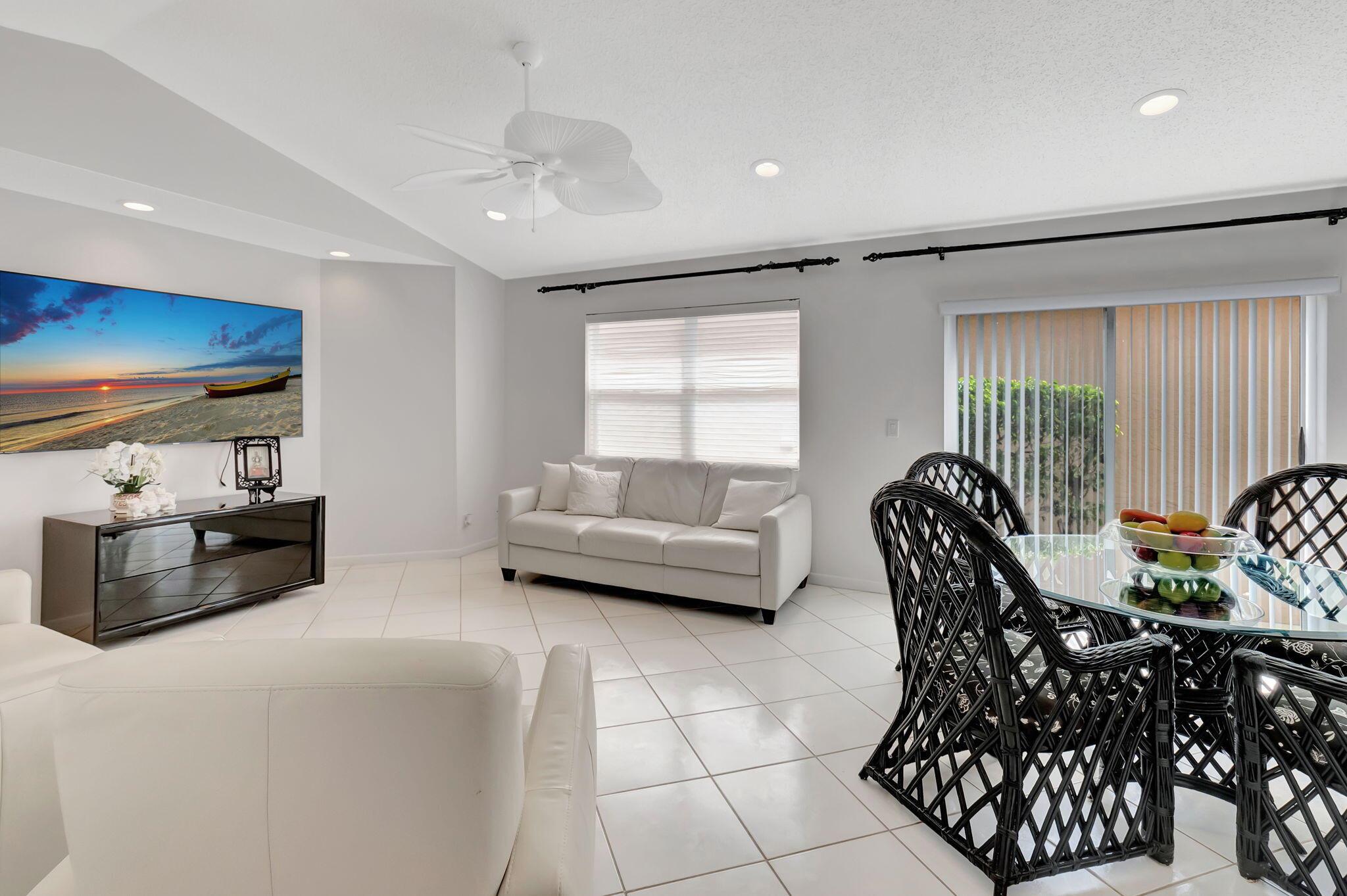 BRENTWOOD OF BOCA PH 4 AN - Residential Lease