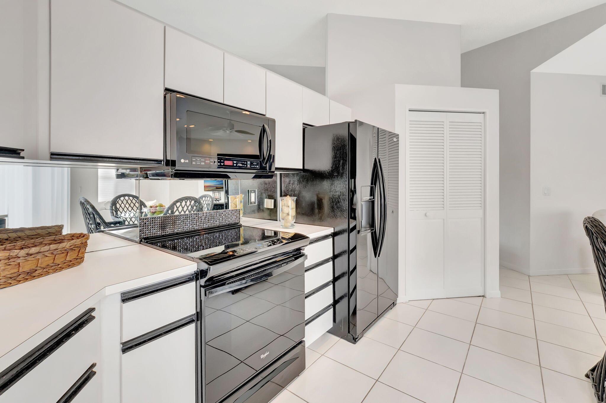 BRENTWOOD OF BOCA PH 4 AN - Residential Lease