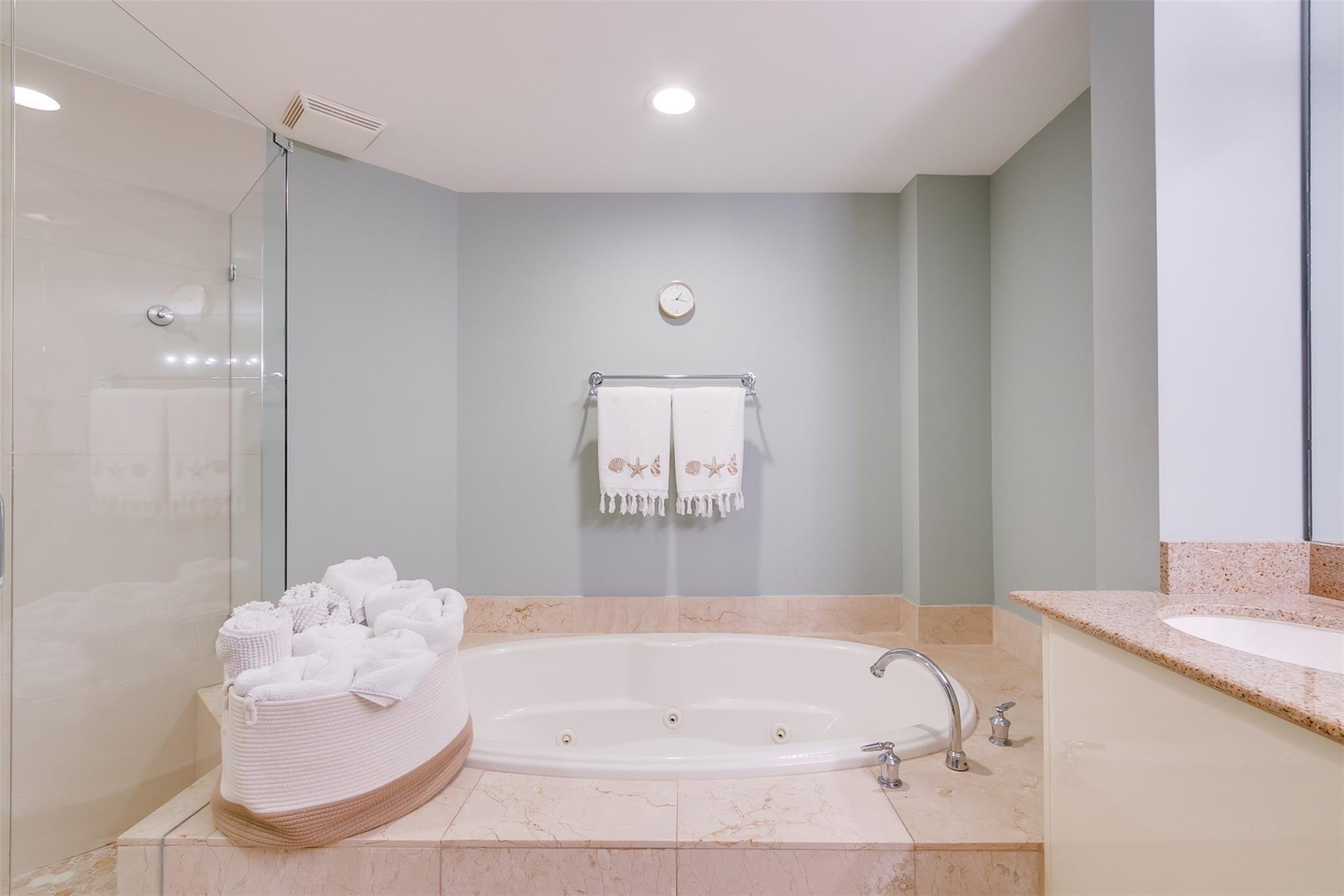 1 Ocean Blvd Condo - Residential Lease