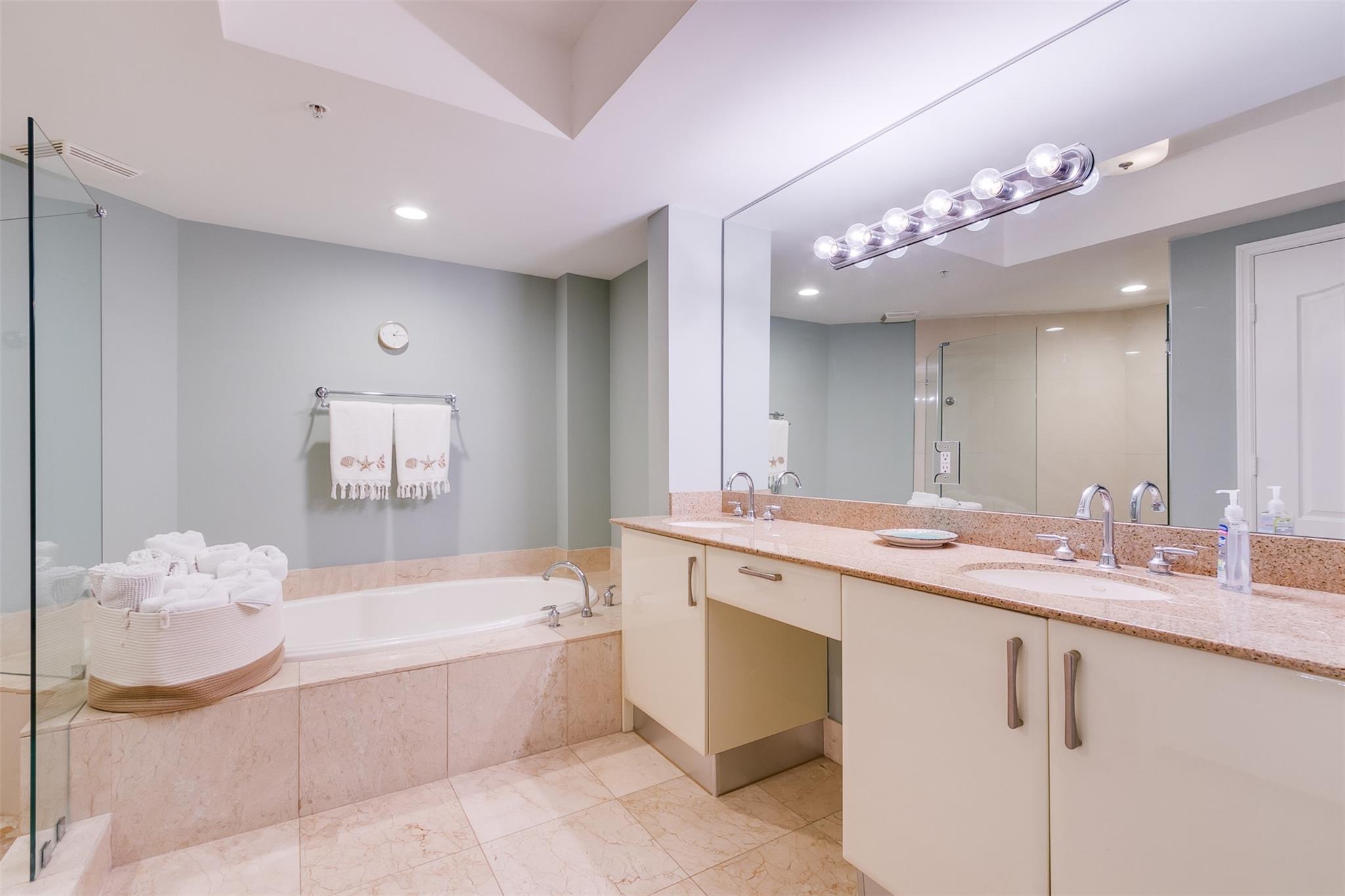 1 Ocean Blvd Condo - Residential Lease