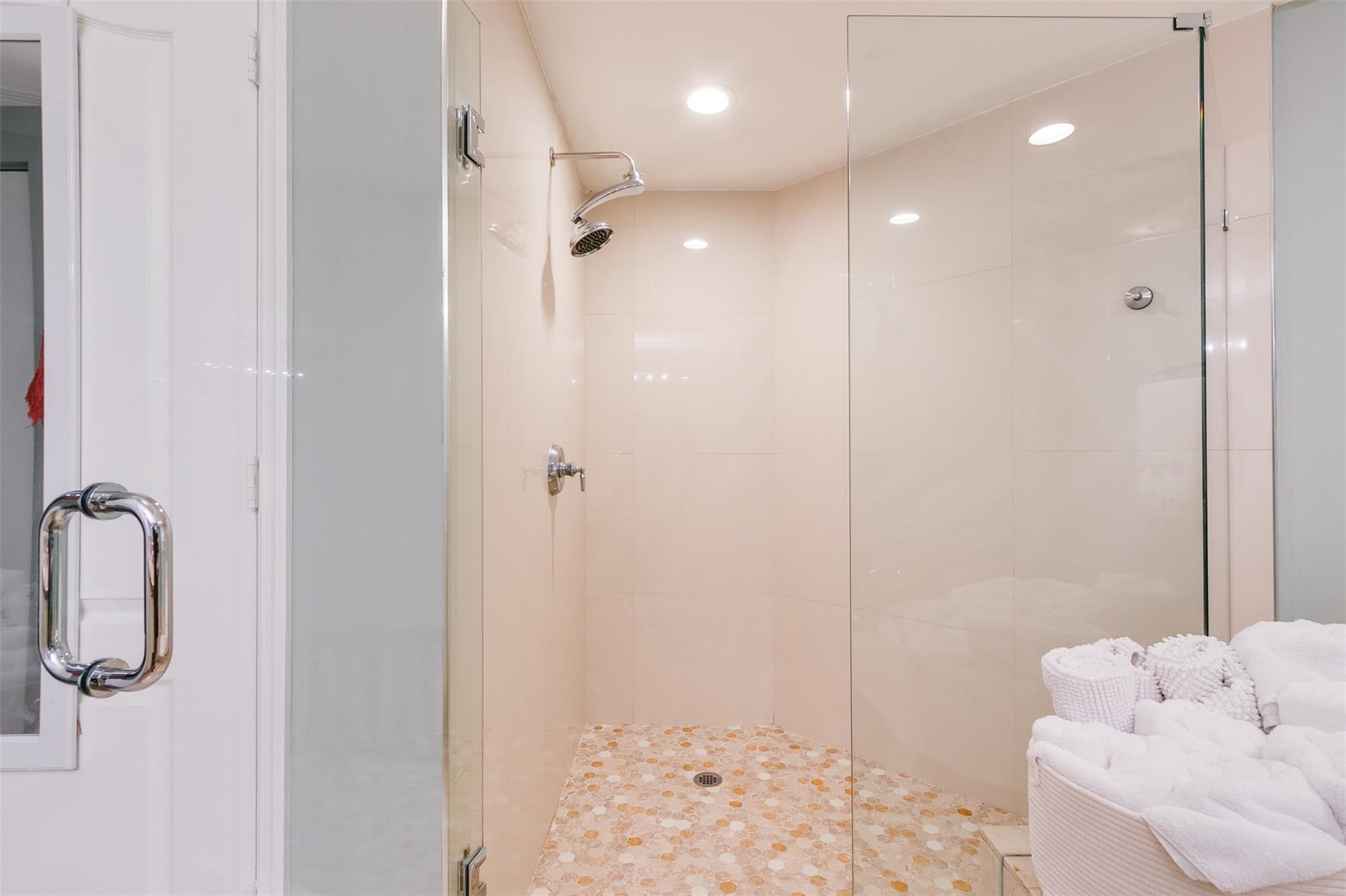 1 Ocean Blvd Condo - Residential Lease