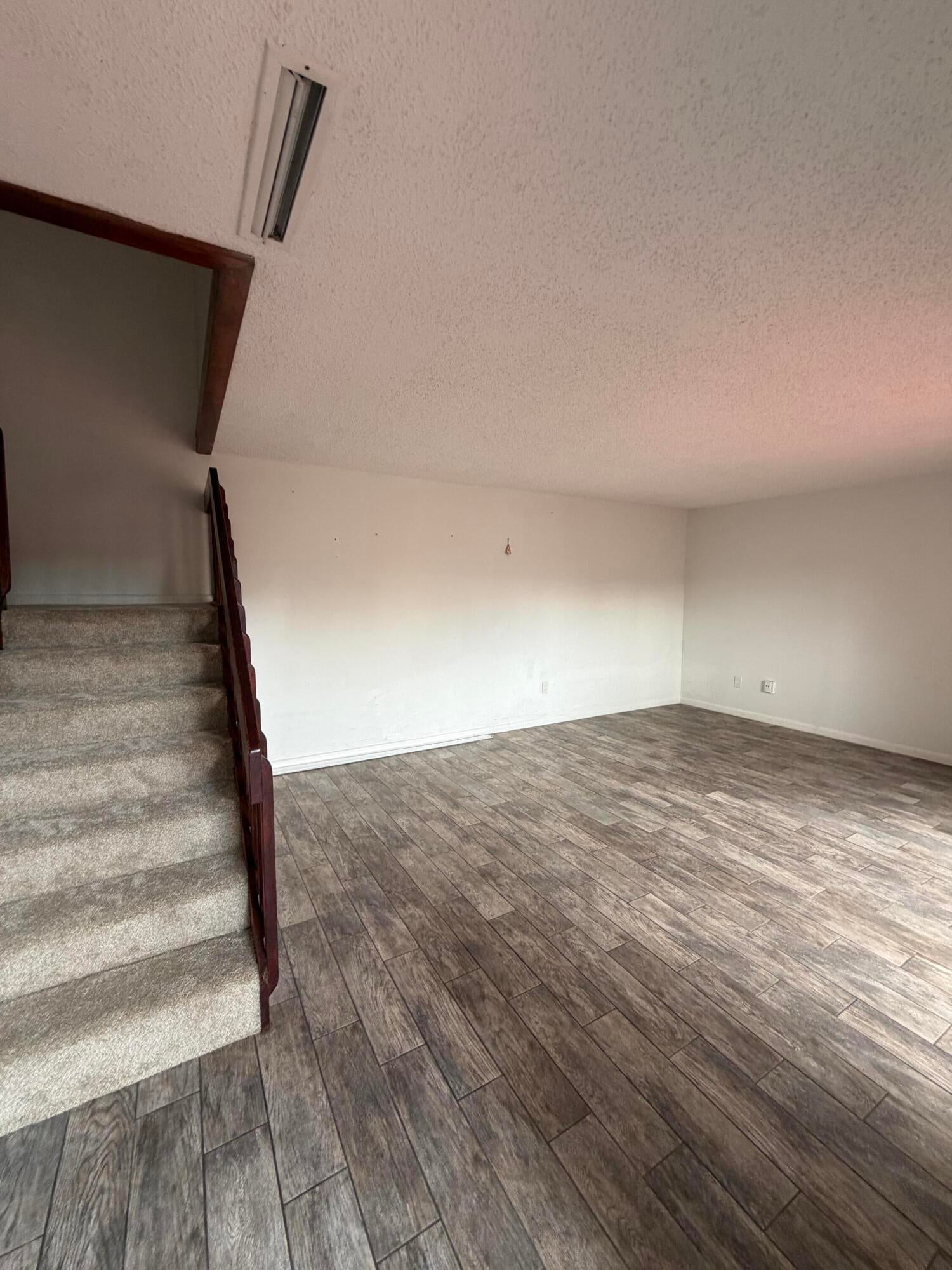 1302 Nebraska Avenue 10D