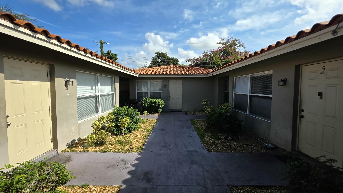 CORAL SPRINGS SUB NO 1 - Residential Income