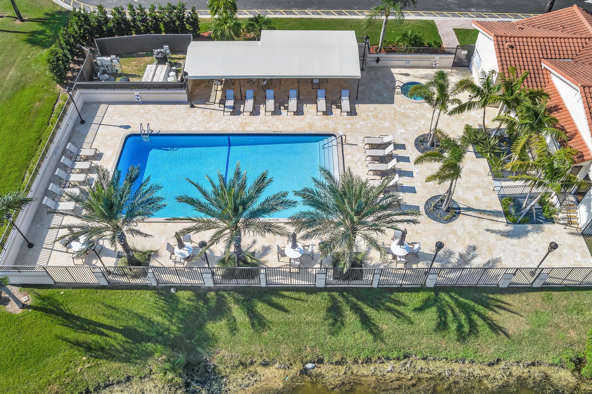 Brentwood of Boca - Residential