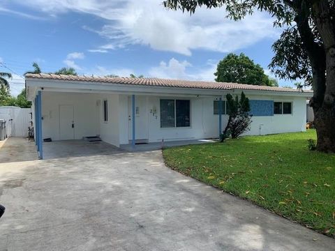 217 SW 9th Ct Pompano Beach FL 33060