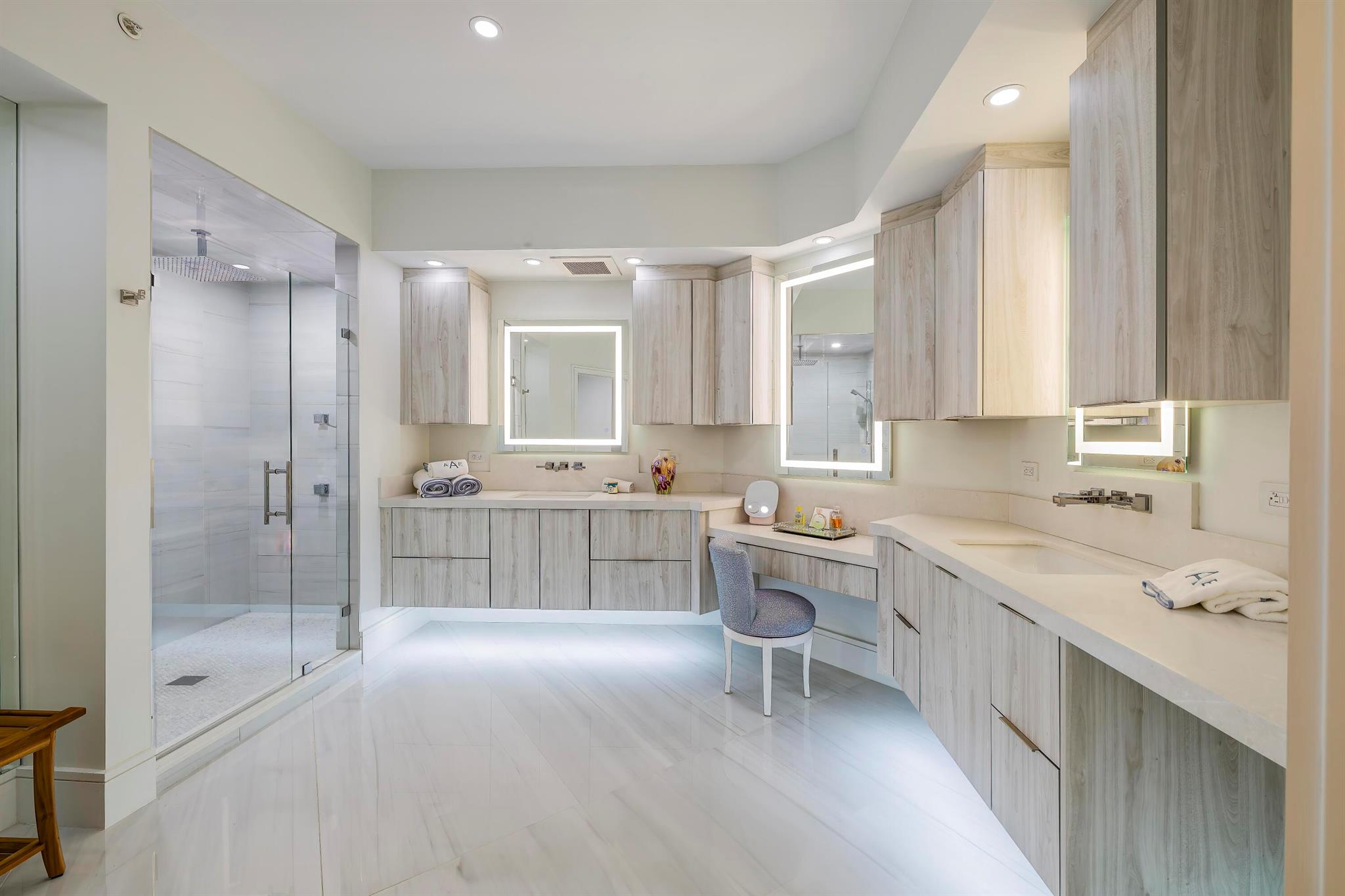 OCEAN GRANDE BEACH & MARI - Residential