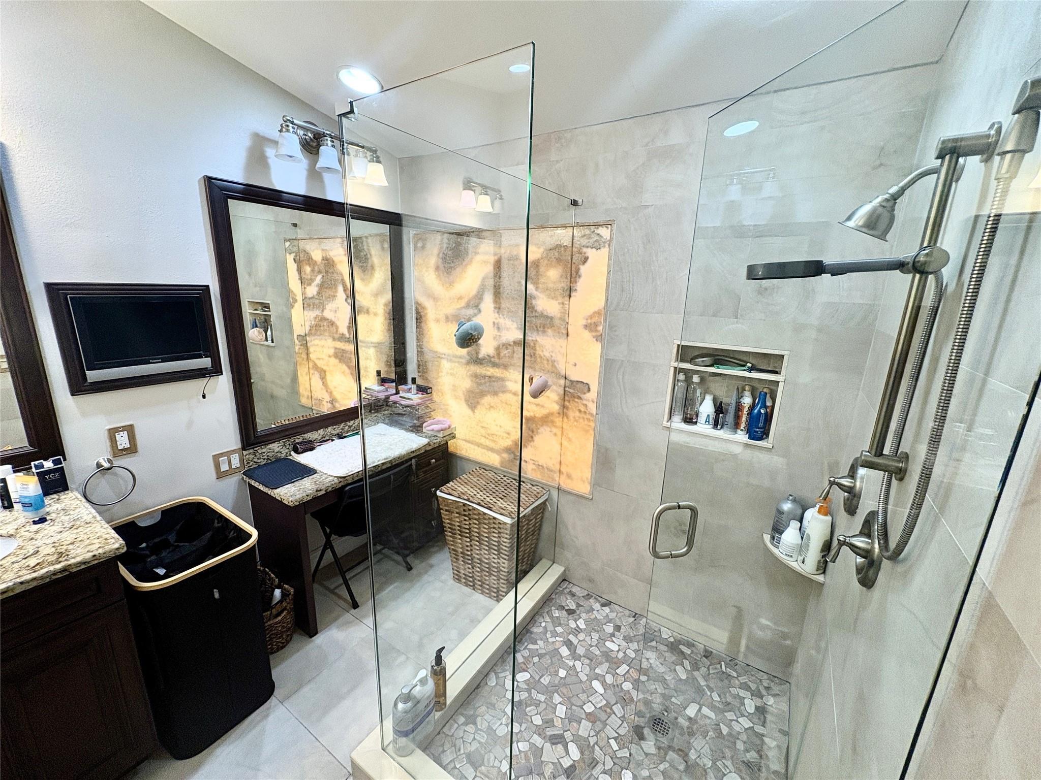 LAGO WEST - Residential