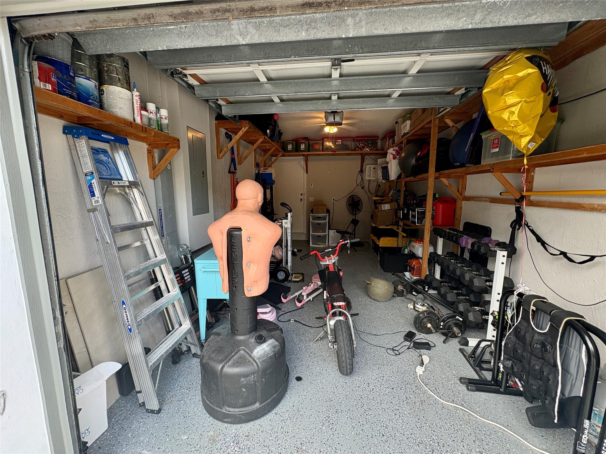 LAGO WEST - Residential