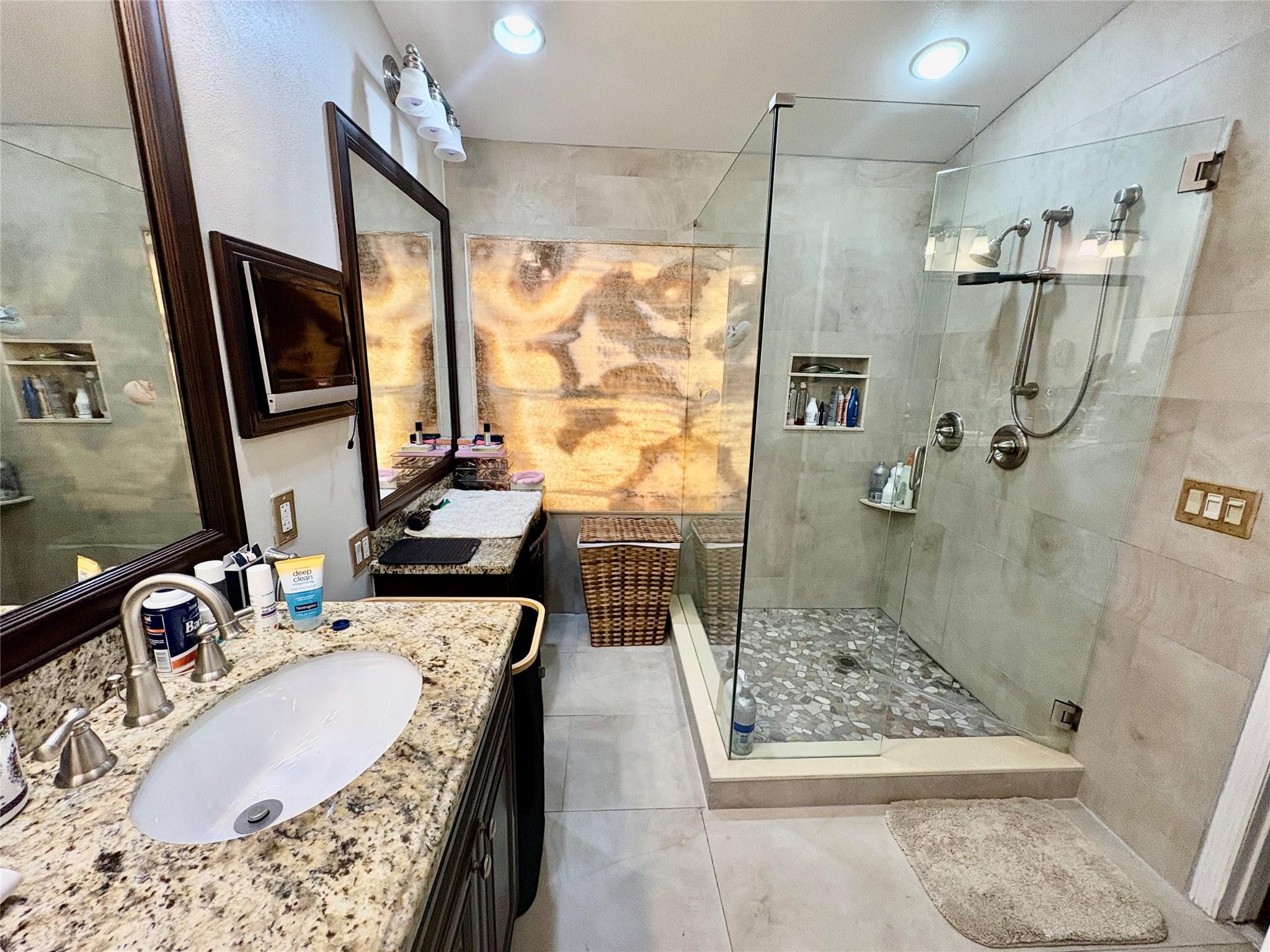 LAGO WEST - Residential