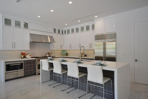 Tiny photo for 3097 Banyan Road #N, Boca Raton, FL 33432 (MLS # R11003705)