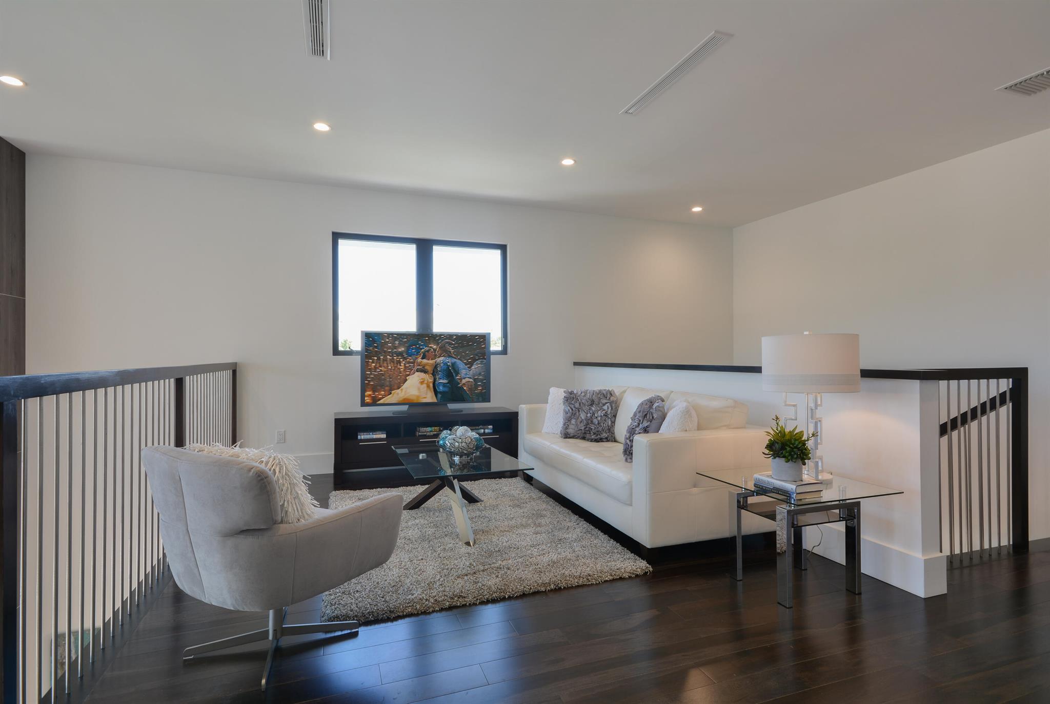 JOHNSTON HEIGHTS - Residential