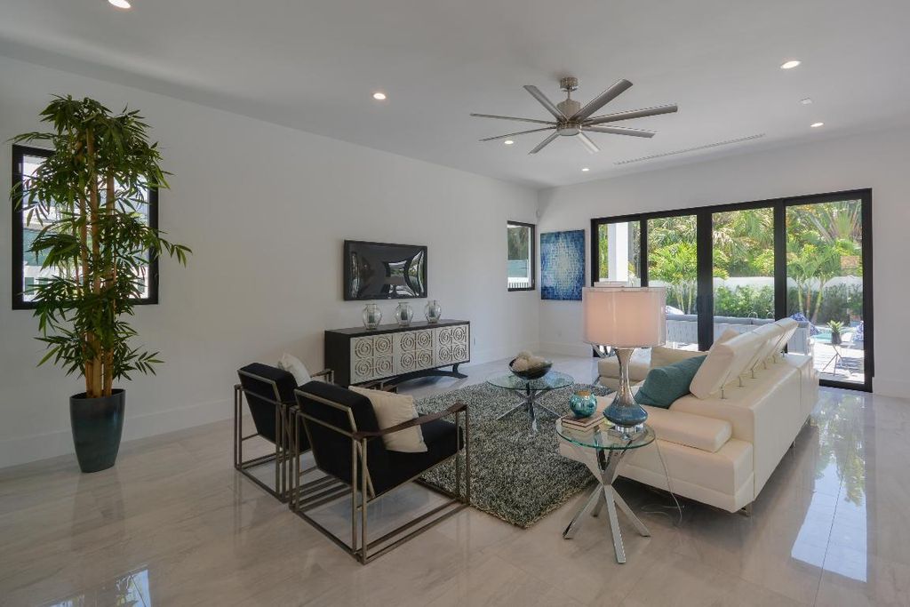 Photo of 3097 Banyan Road #N, Boca Raton, FL 33432 (MLS # R11003705)