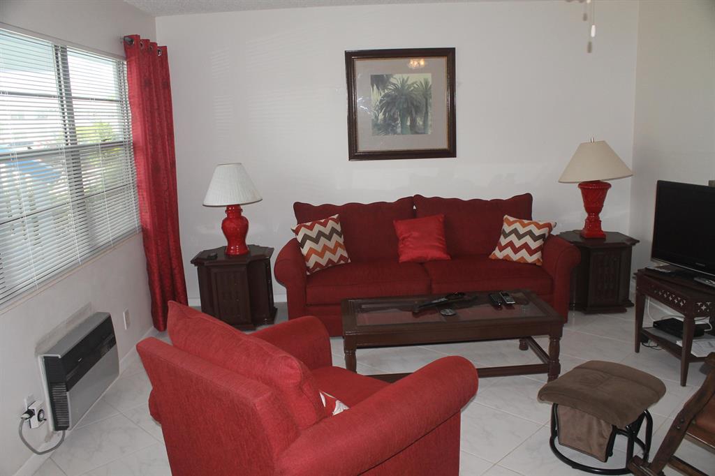 OAKRIDGE I CONDO - Residential