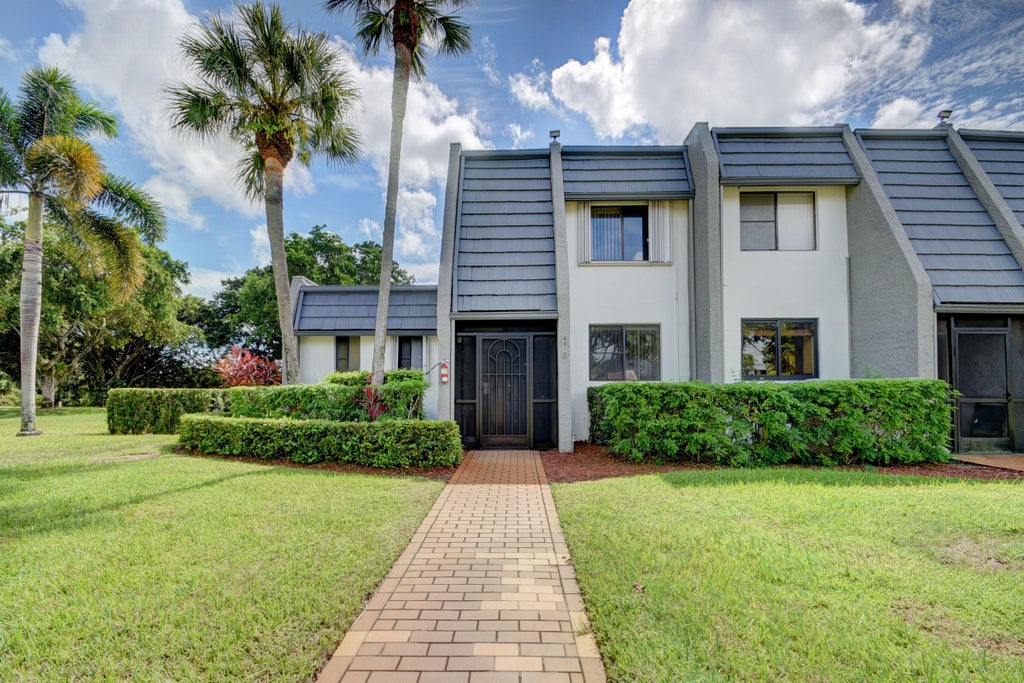 Photo of 4815 Esedra Court, Lake Worth, FL 33467 (MLS # R10964183)