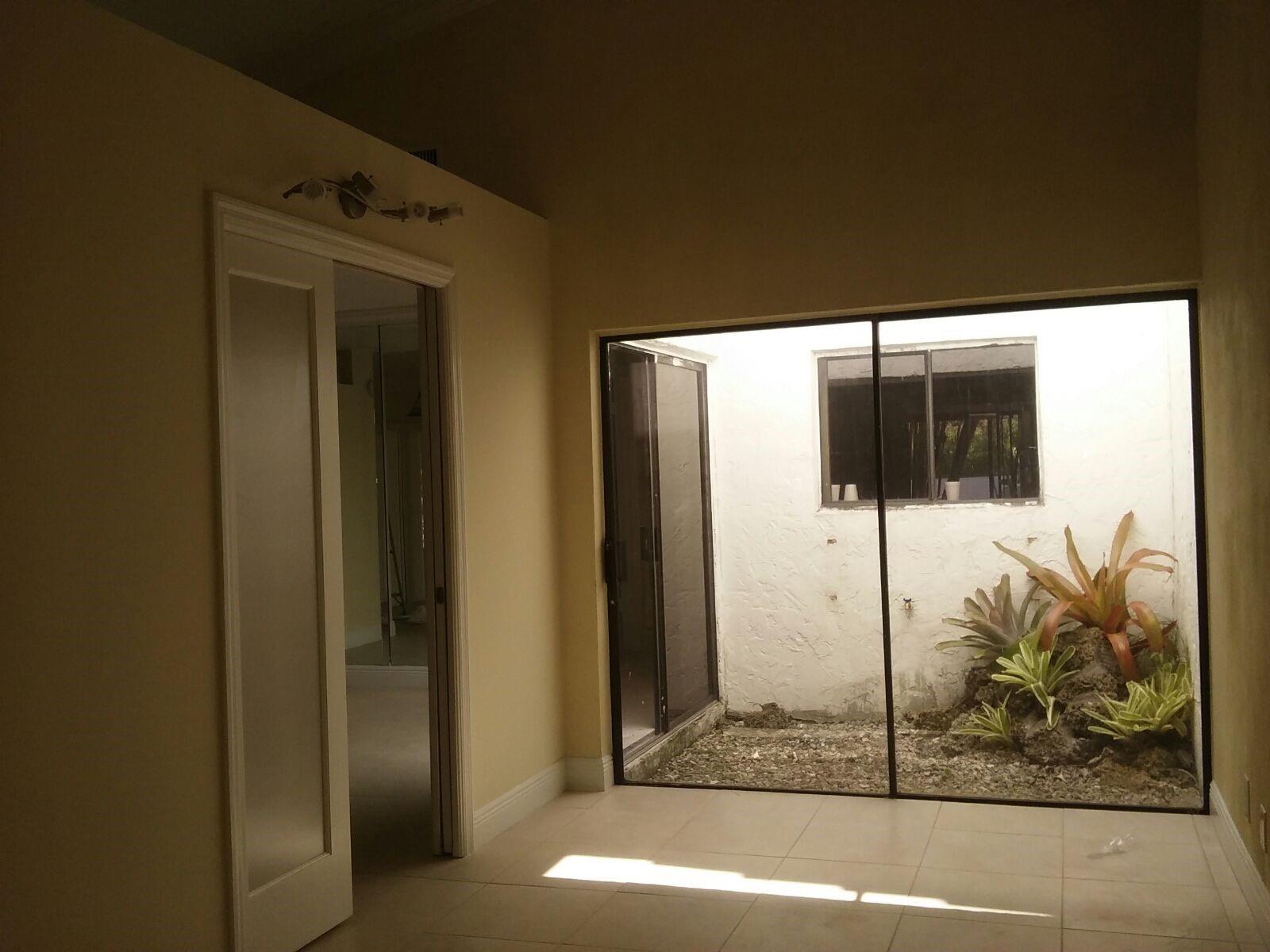 Springtree 75-49 B - Residential Lease