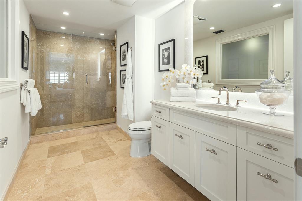 THREE HUNDRED OCEAN BLVD APTS INC - Residential