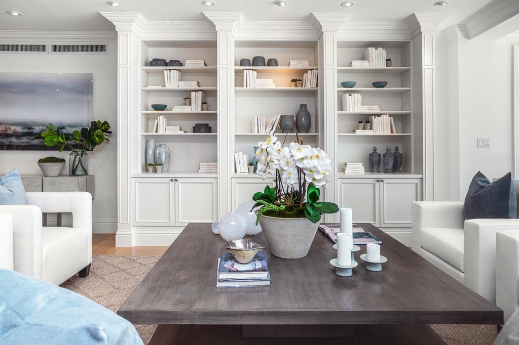 THREE HUNDRED OCEAN BLVD APTS INC - Residential