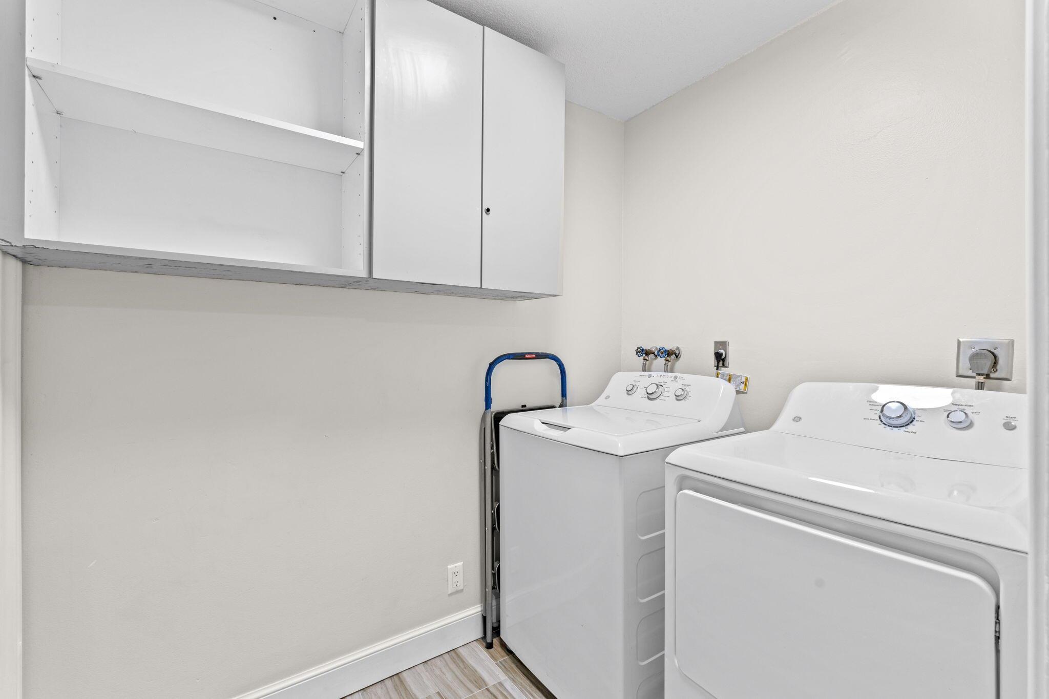 ALBERT GIBSON ESTATES - Residential