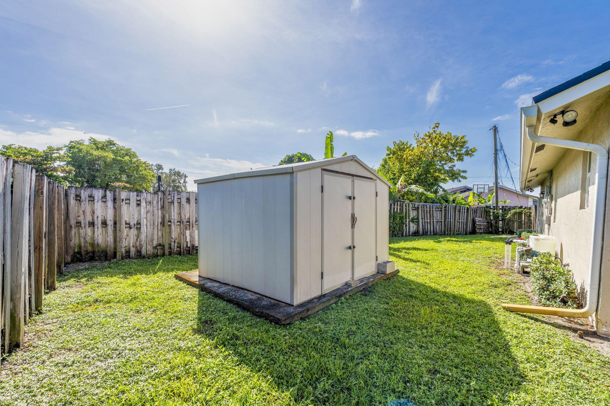 ALBERT GIBSON ESTATES - Residential