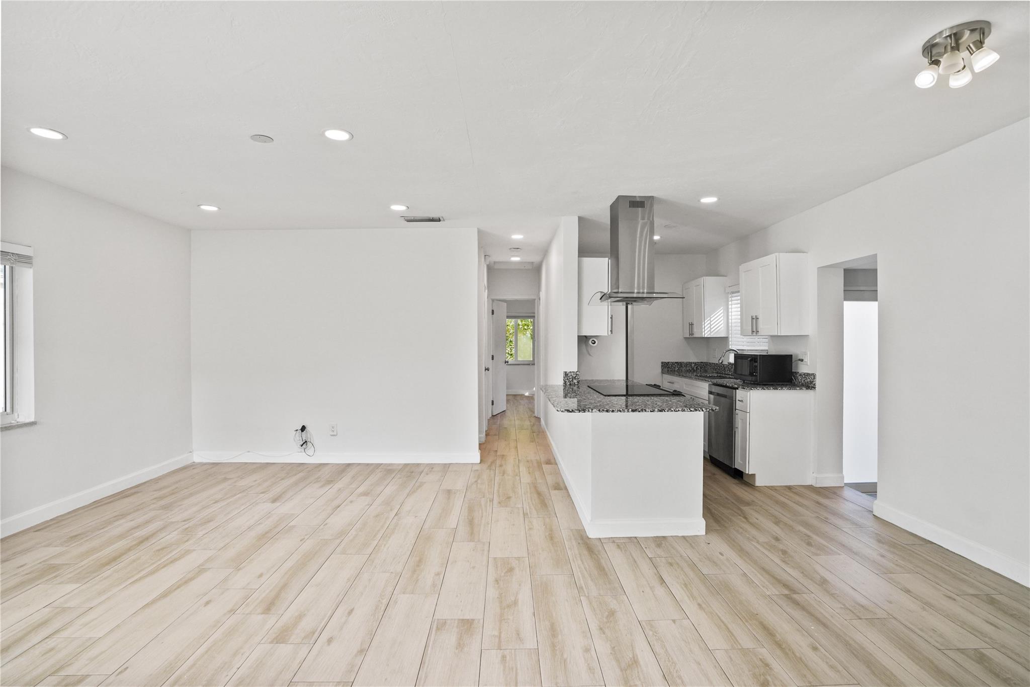 1779 NE 168th