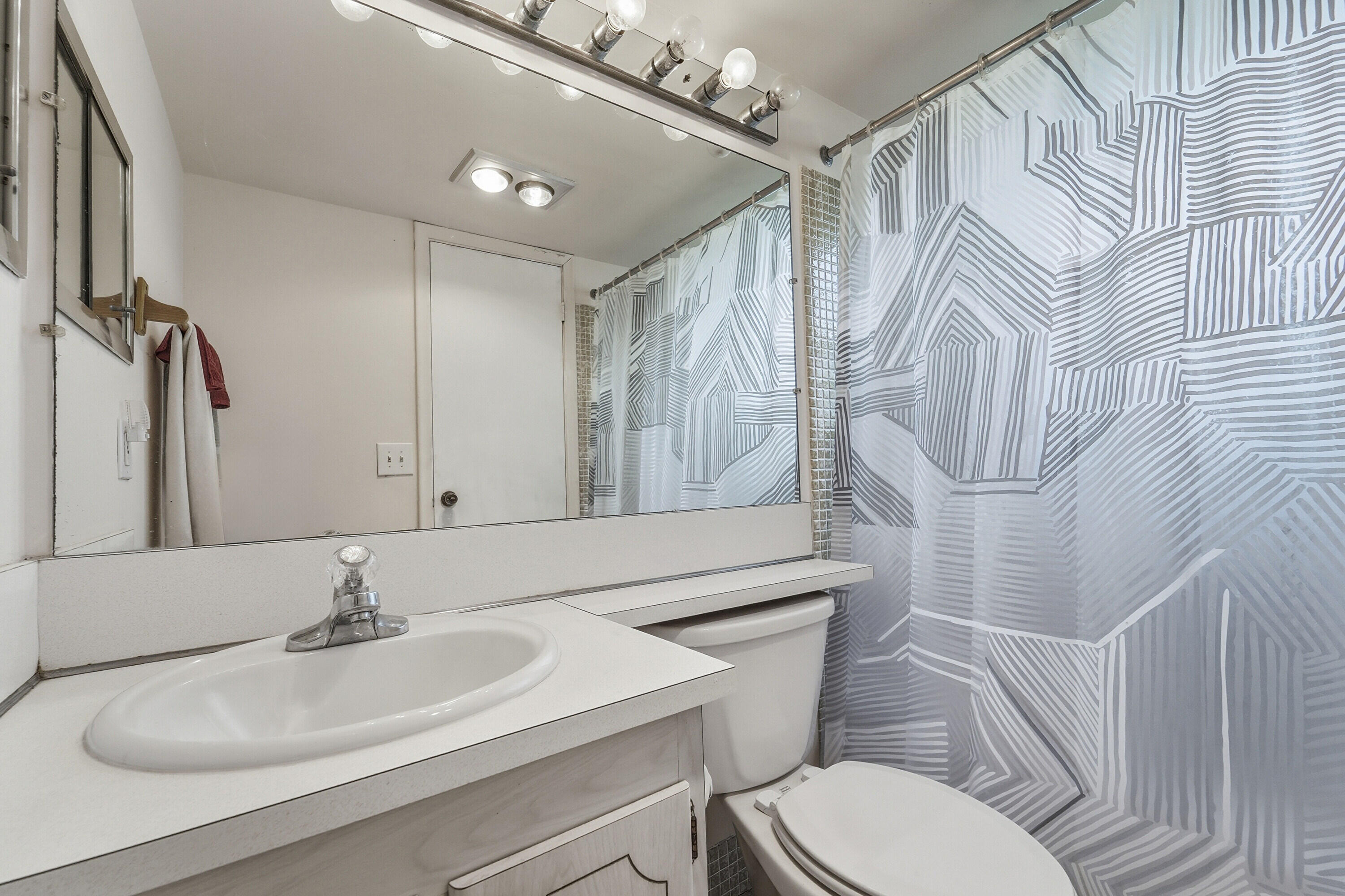 HARWOOD H CONDO - Residential