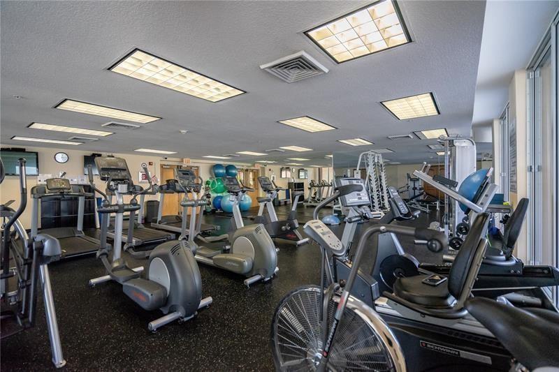 Jackson Tower - Residential