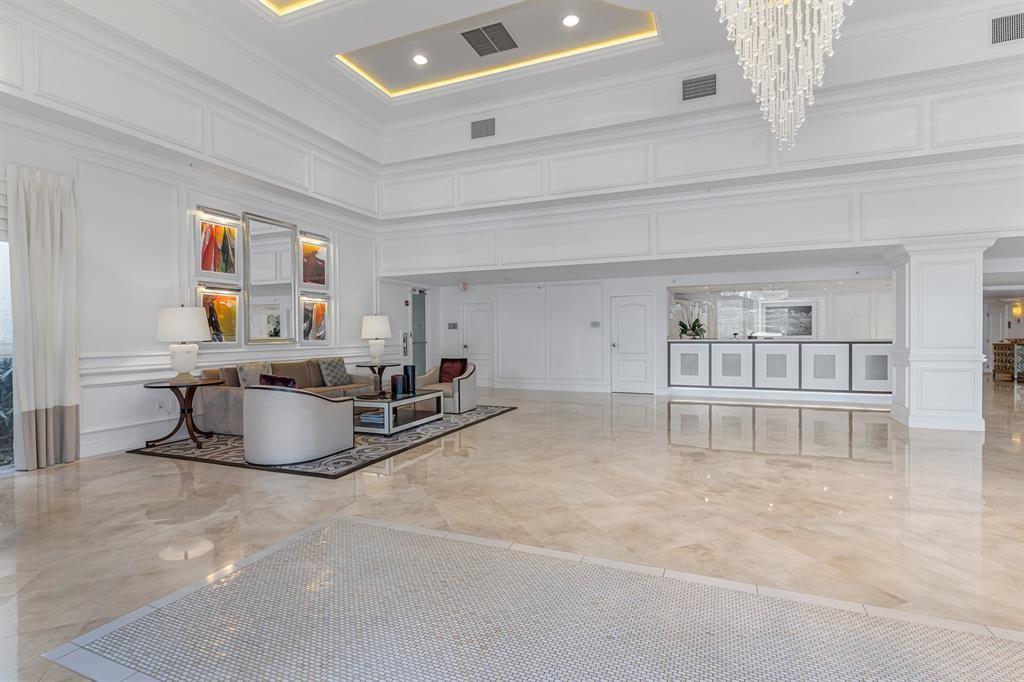 Jackson Tower - Residential