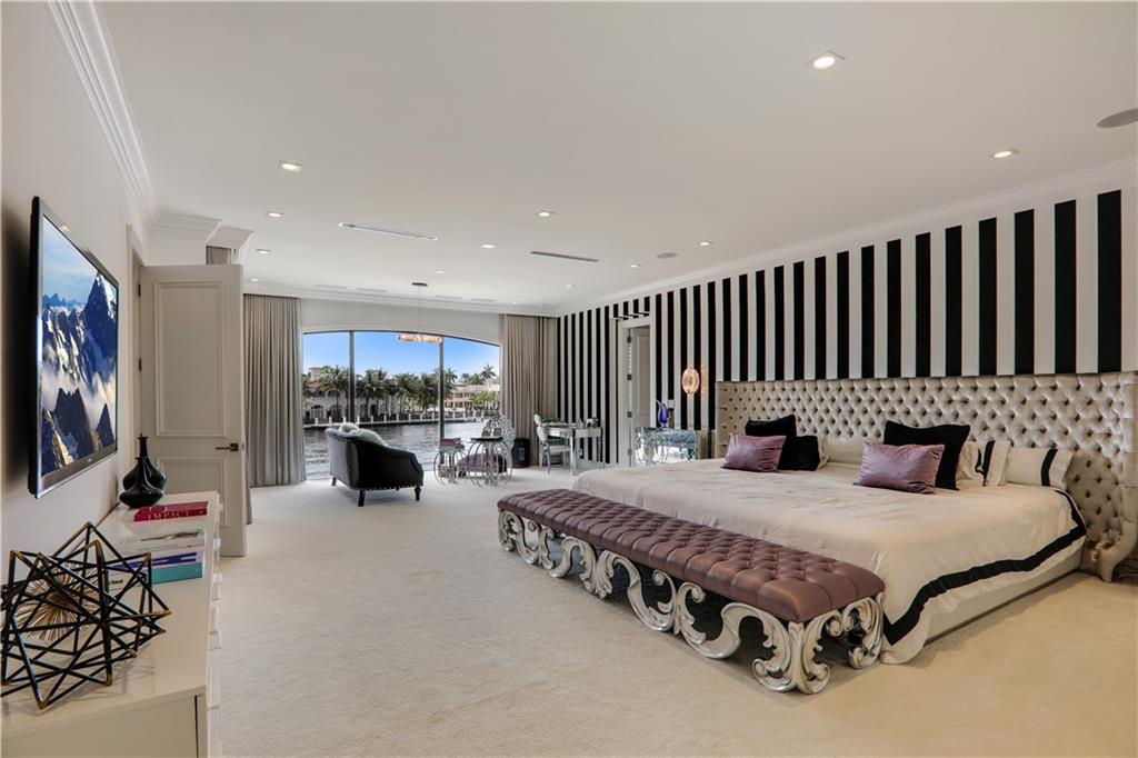 SEA RANCH LAKES - Residential