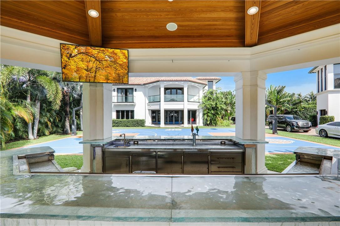 SEA RANCH LAKES - Residential