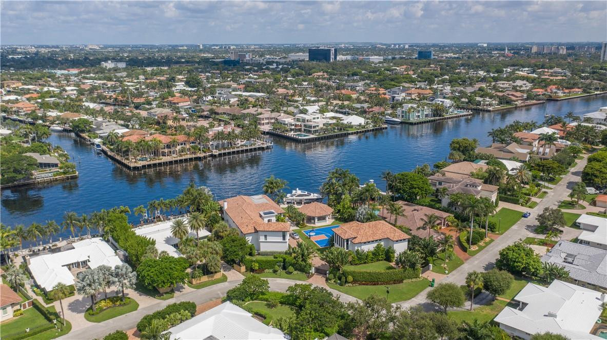 SEA RANCH LAKES - Residential
