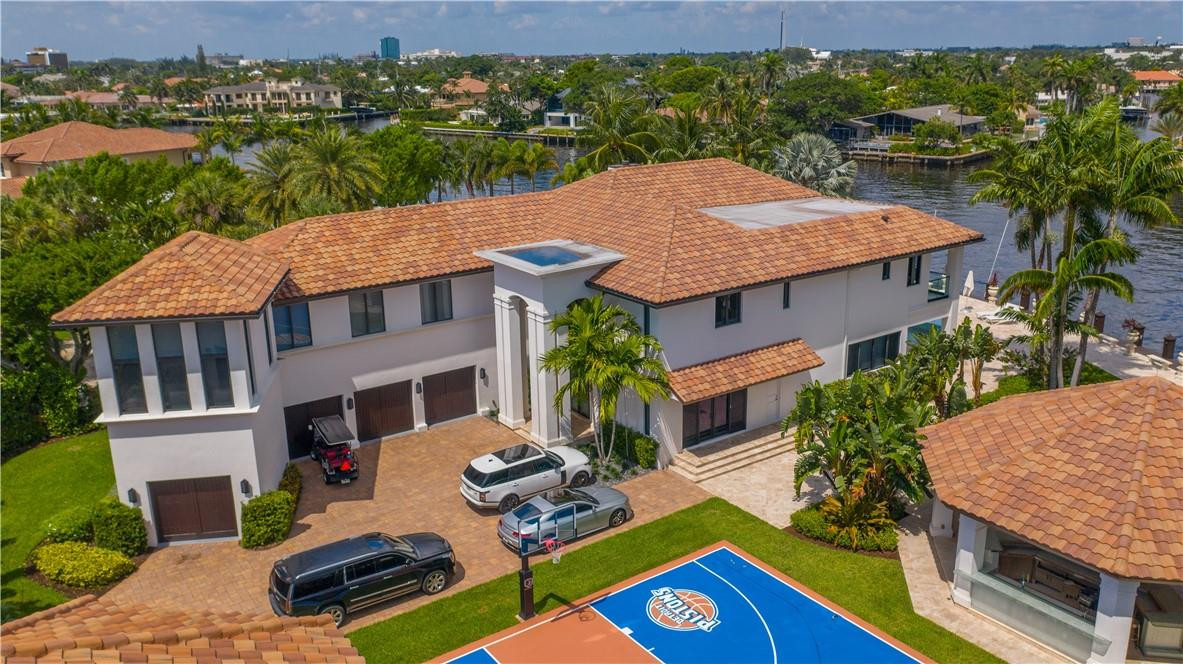 SEA RANCH LAKES - Residential