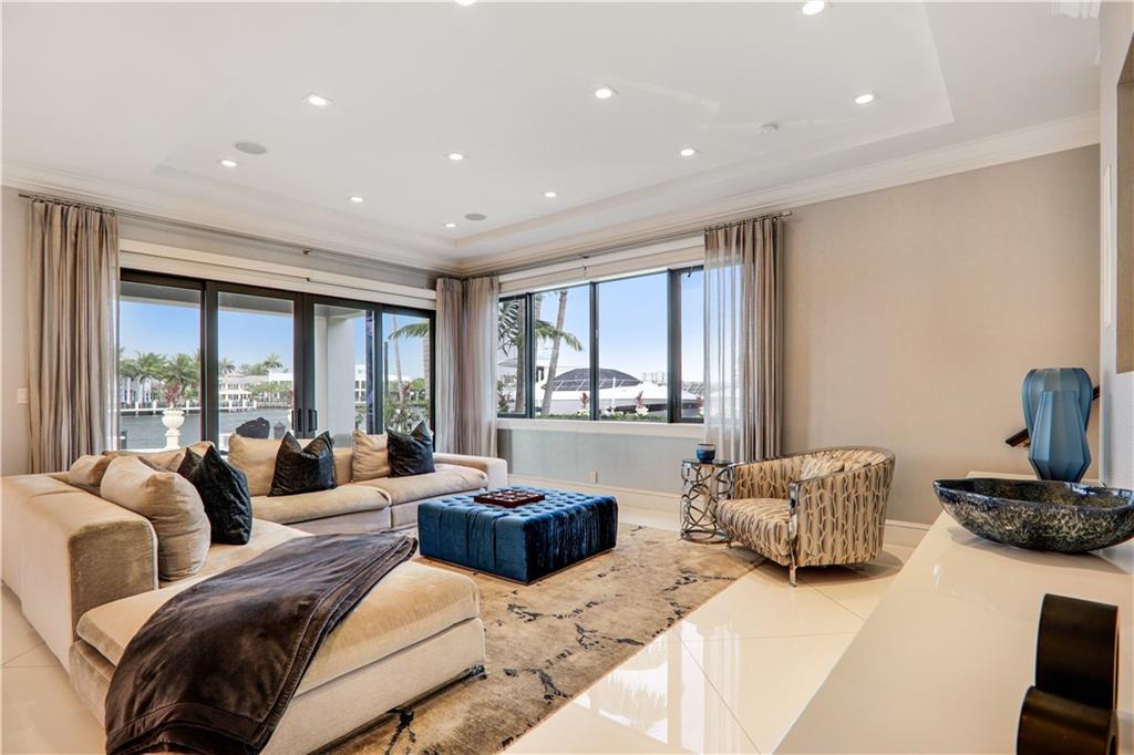 SEA RANCH LAKES - Residential