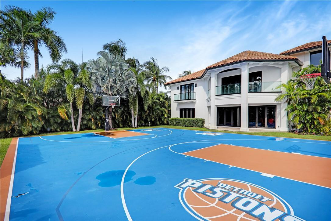 SEA RANCH LAKES - Residential