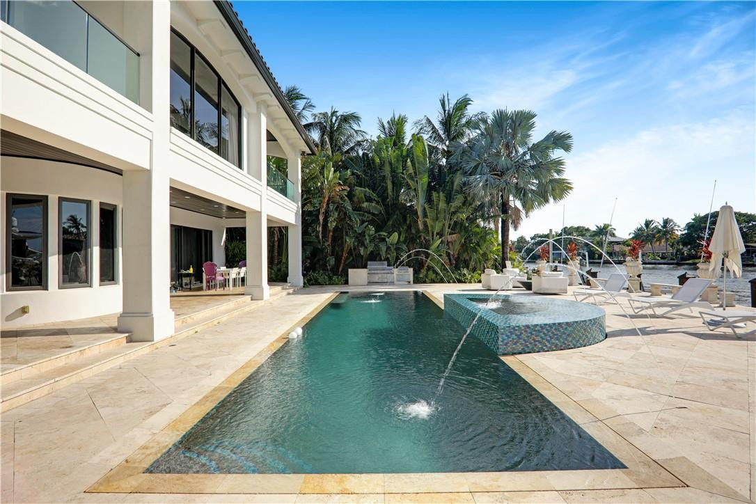 SEA RANCH LAKES - Residential