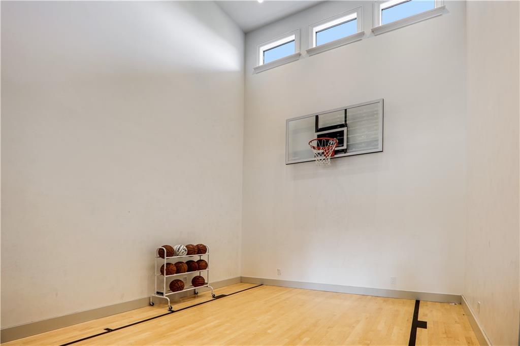 SEA RANCH LAKES - Residential