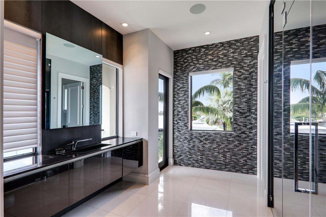 SEA RANCH LAKES - Residential