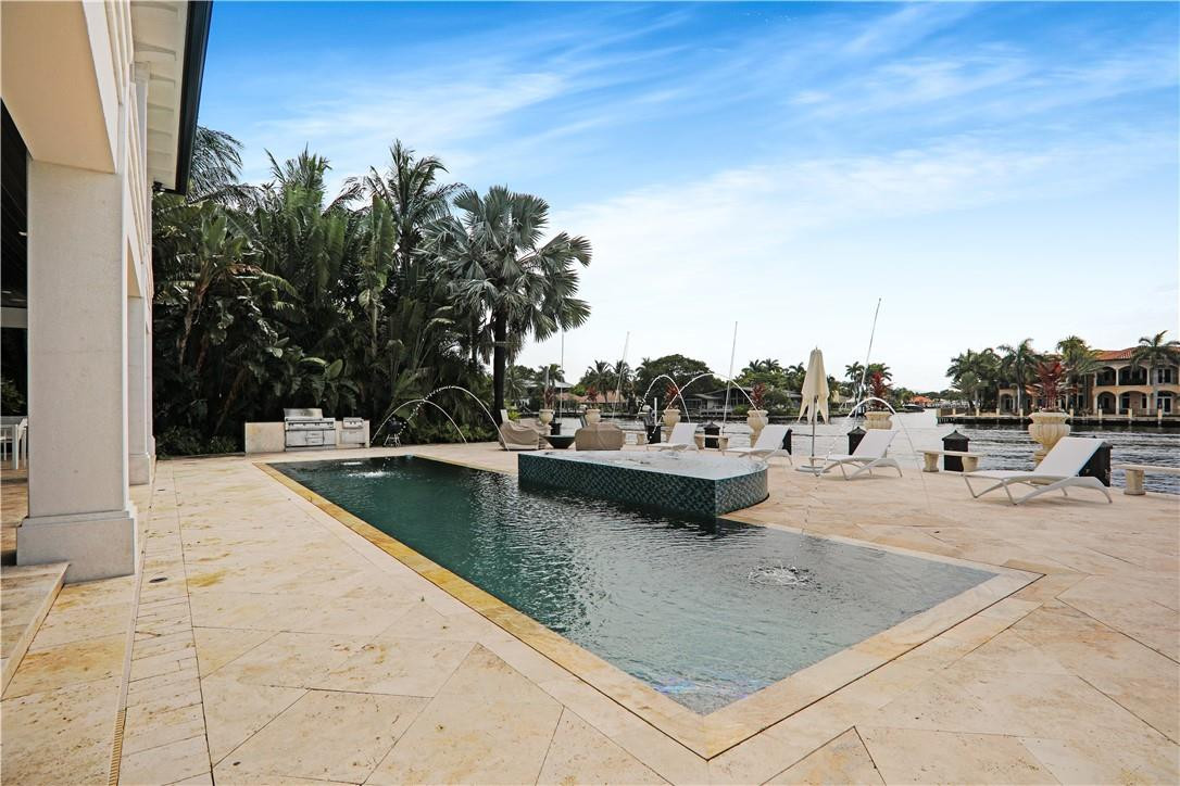 SEA RANCH LAKES - Residential