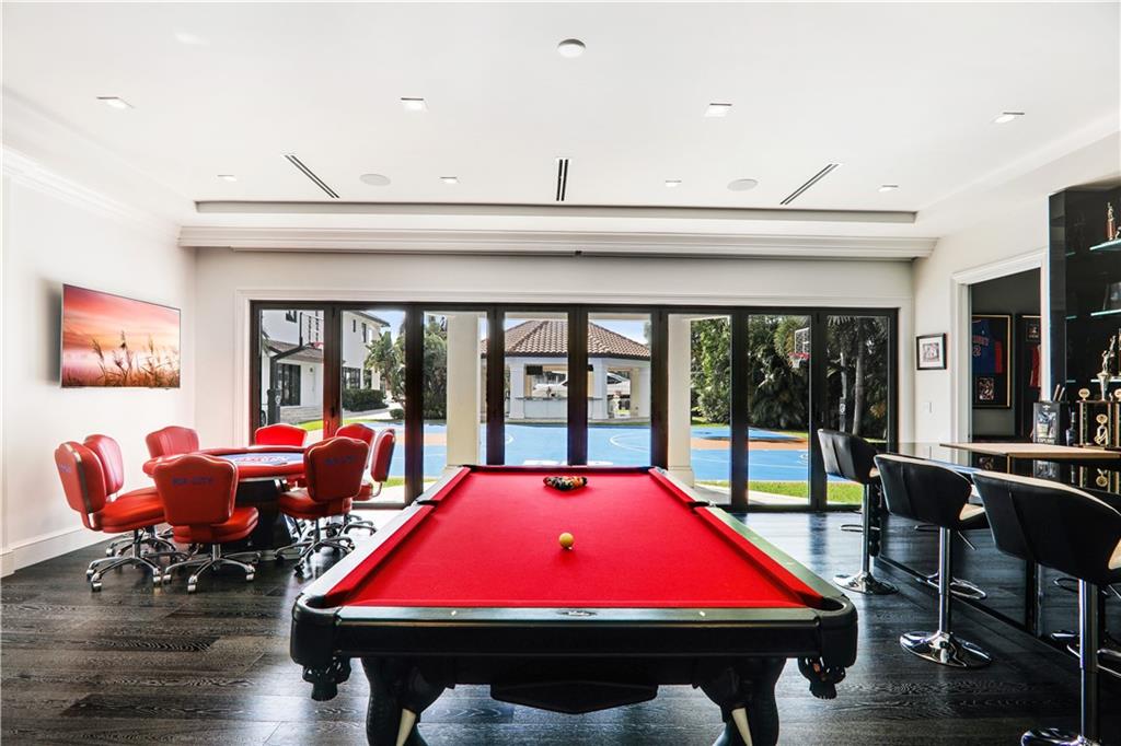 SEA RANCH LAKES - Residential