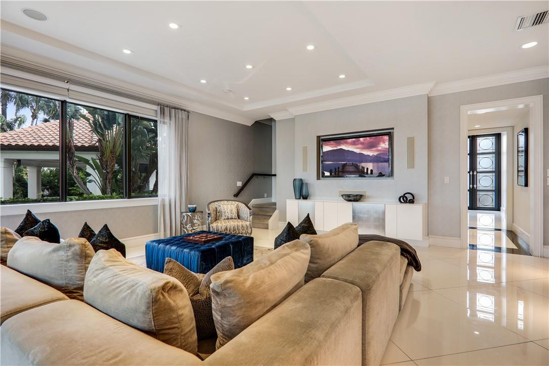 SEA RANCH LAKES - Residential