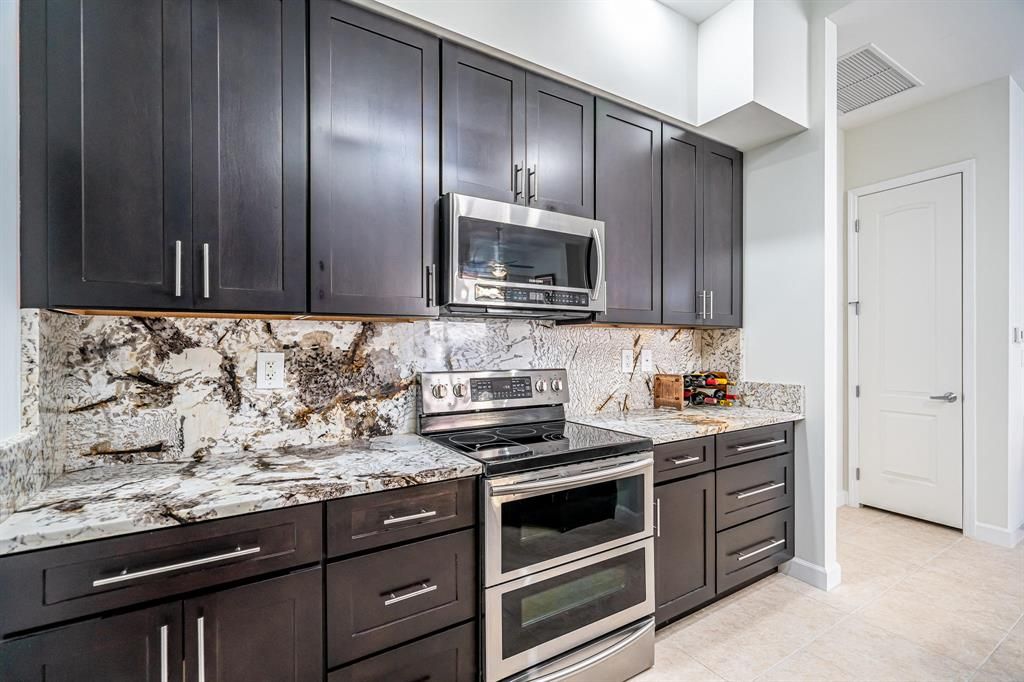 Photo of 801 S Olive Avenue #1620, West Palm Beach, FL 33401 (MLS # R10702501)