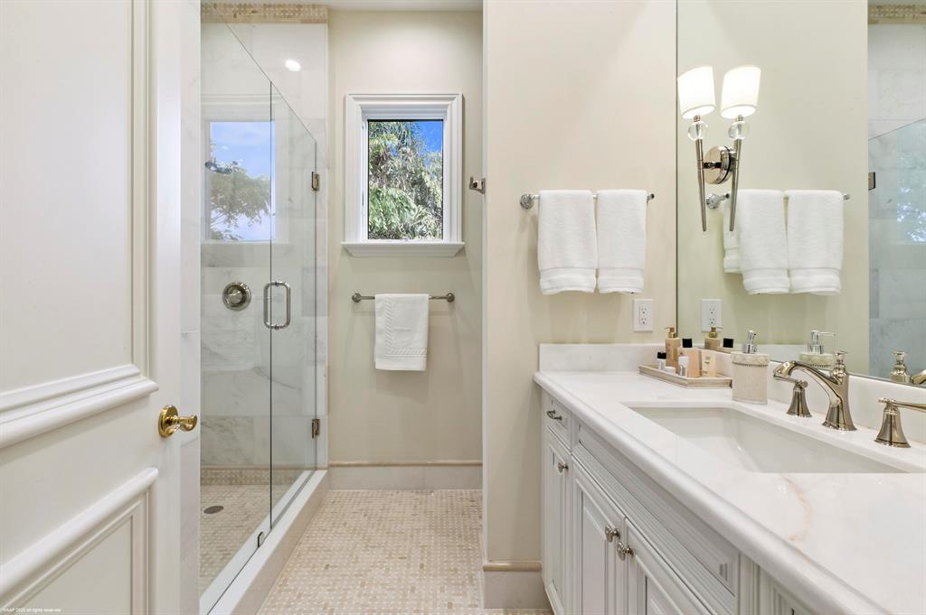 OLD PALM 4 - Residential