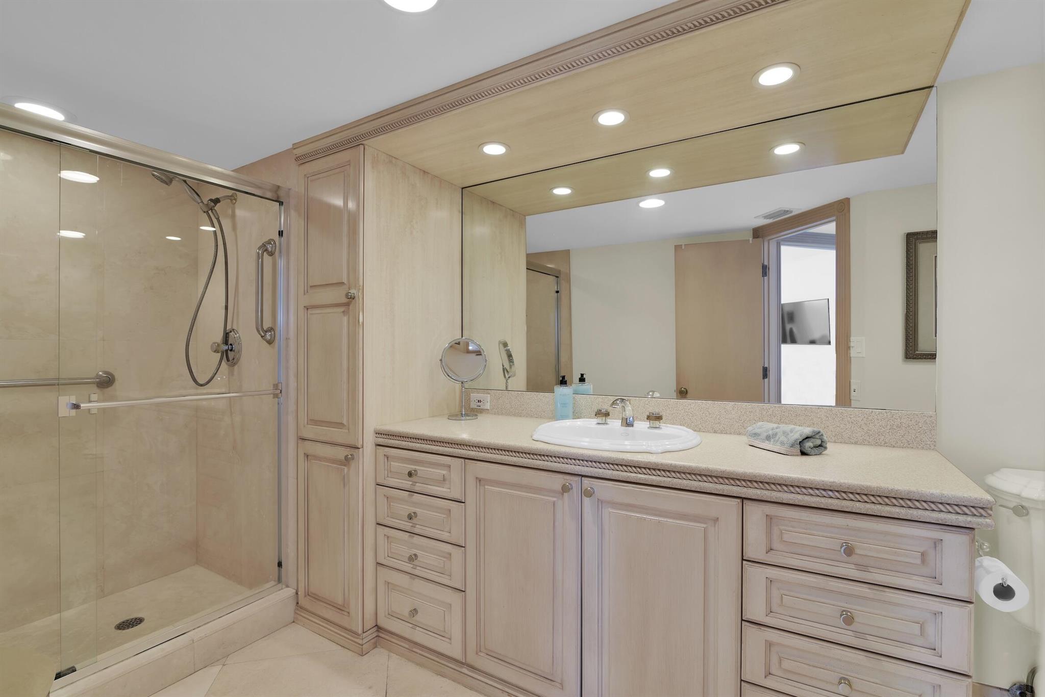 CHALFONTE CONDO - Residential Lease