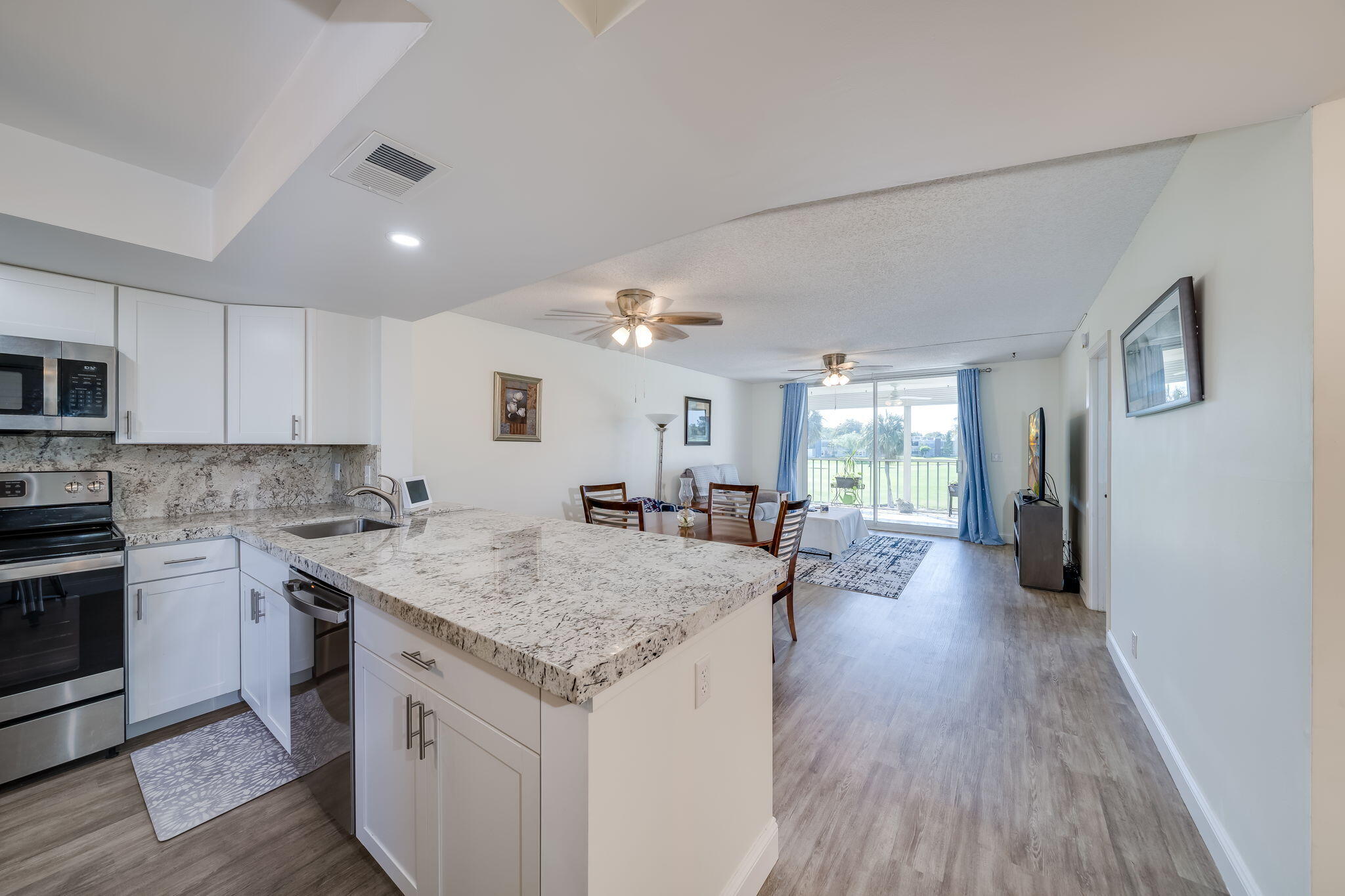 7608 NW 18th Street Unit 202