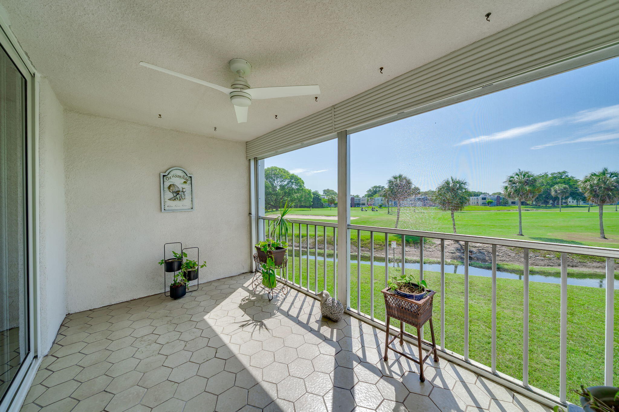 17 OF PALM SPRINGS 2 CONDO - Residential