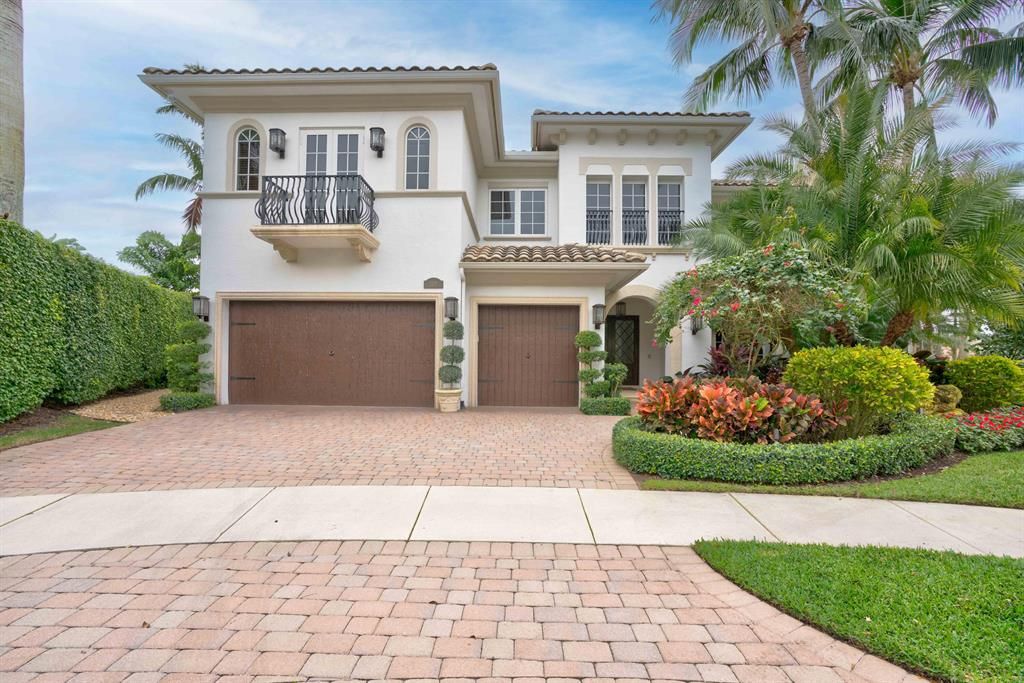 Photo of 129 Terra Linda Place, Palm Beach Gardens, FL 33418 (MLS # R10860420)
