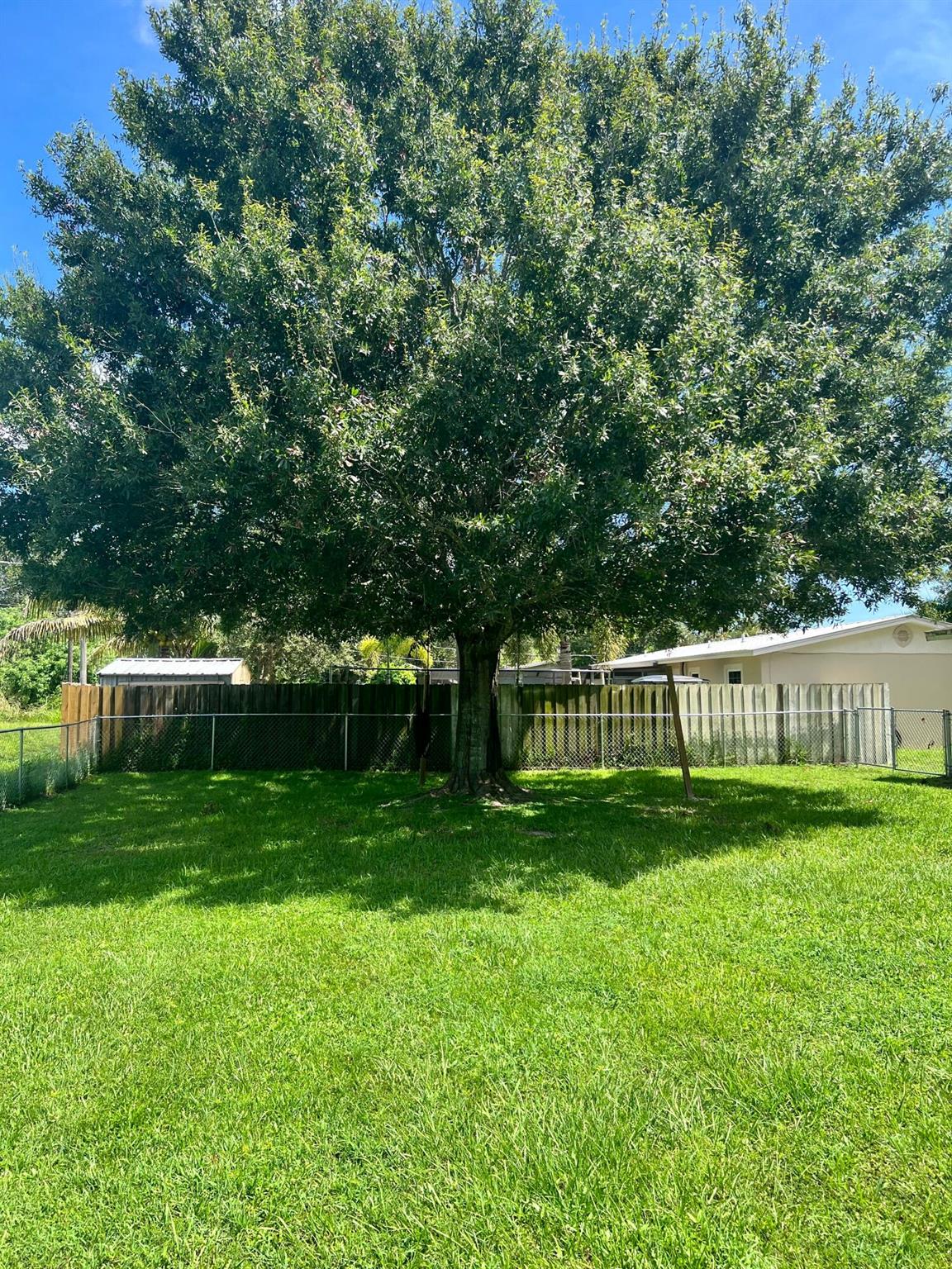 REVISED PLAT SOUTH 25TH - Residential Lease