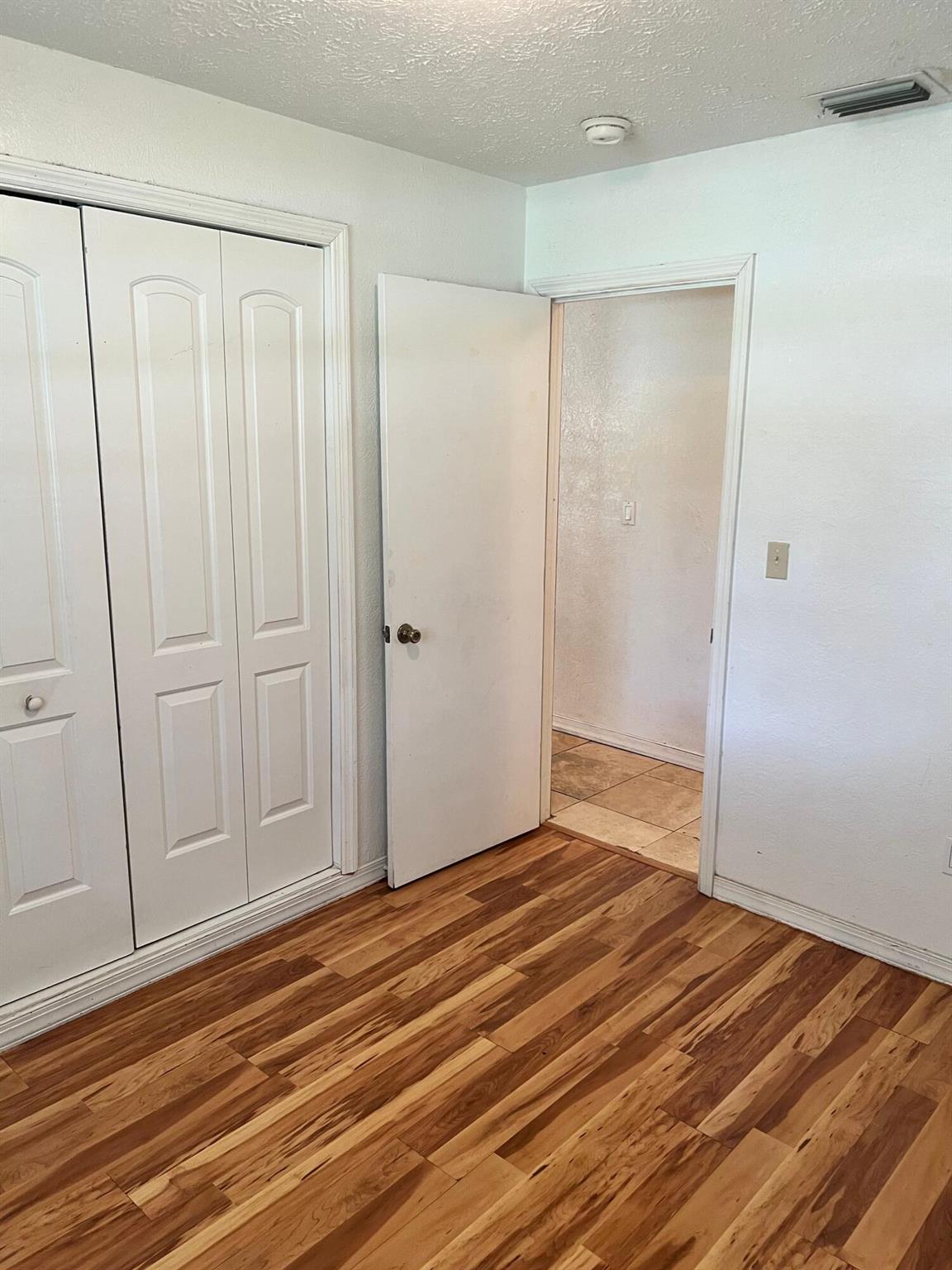 REVISED PLAT SOUTH 25TH - Residential Lease